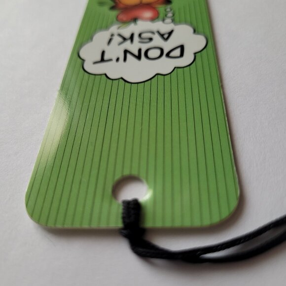 Vintage 1978 Garfield Bookmark Don't Ask Tassel Comic Cat apple KB 10324 70s 80s - Picture 9 of 15
